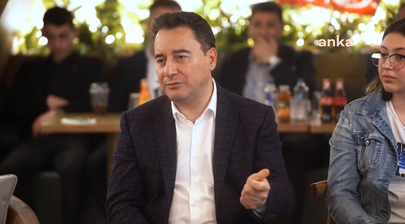 Babacan'dan gençlere çağrı: "8 milyon çok büyük sayı, oy kullanmayanlar kullansın ikinci turda"