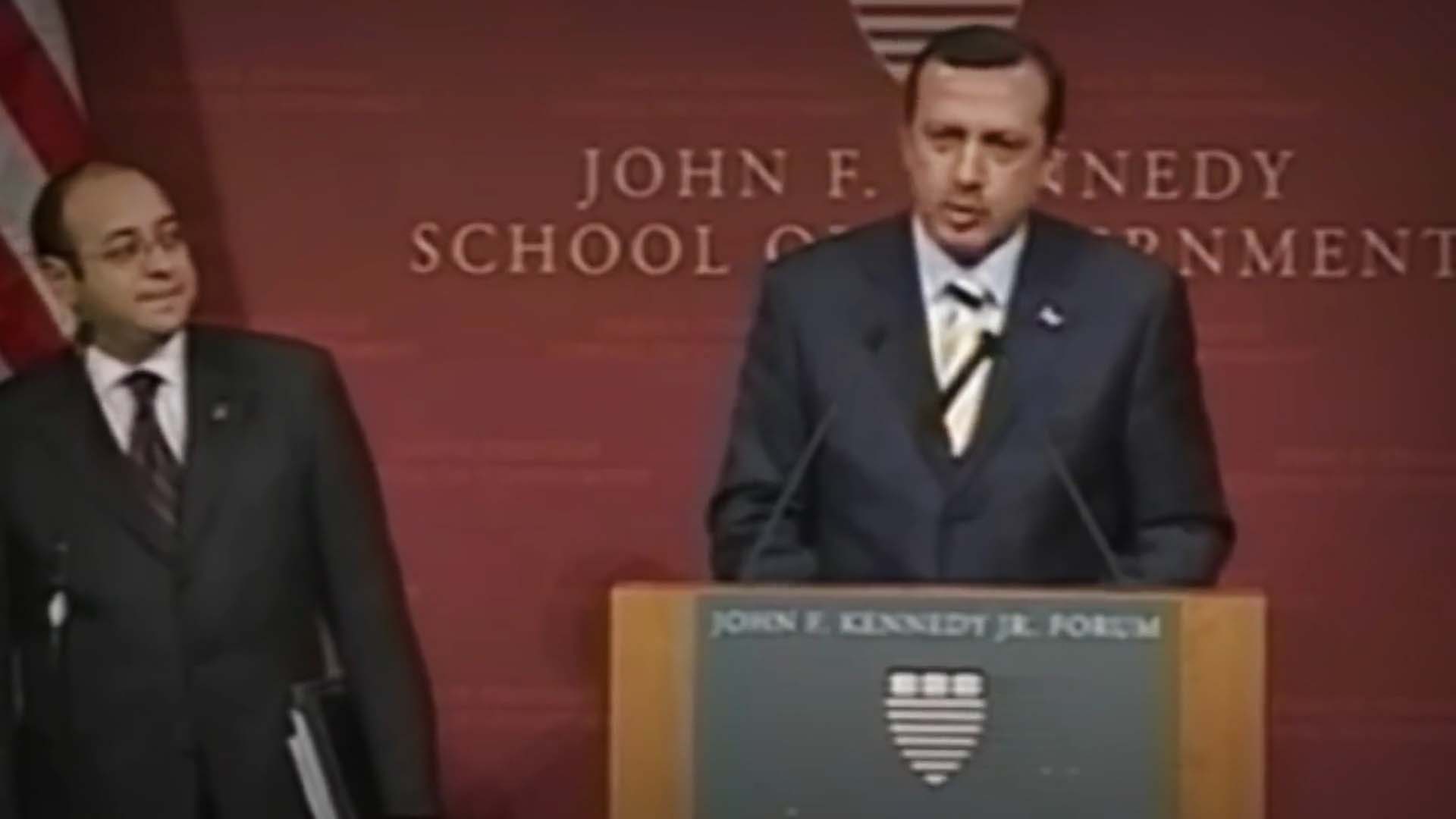Saadet Partisi Erdoğan'ın eski videosunu yayınladı: "Vatan toprağını pazarlık konusu yapanları unutma!"