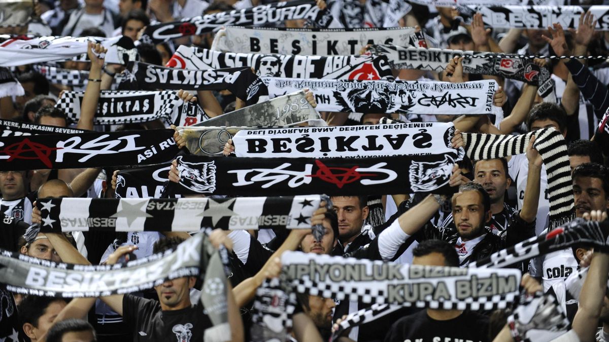Beşiktaş taraftarı: "Meclis'te Hizbullah istemiyoruz"