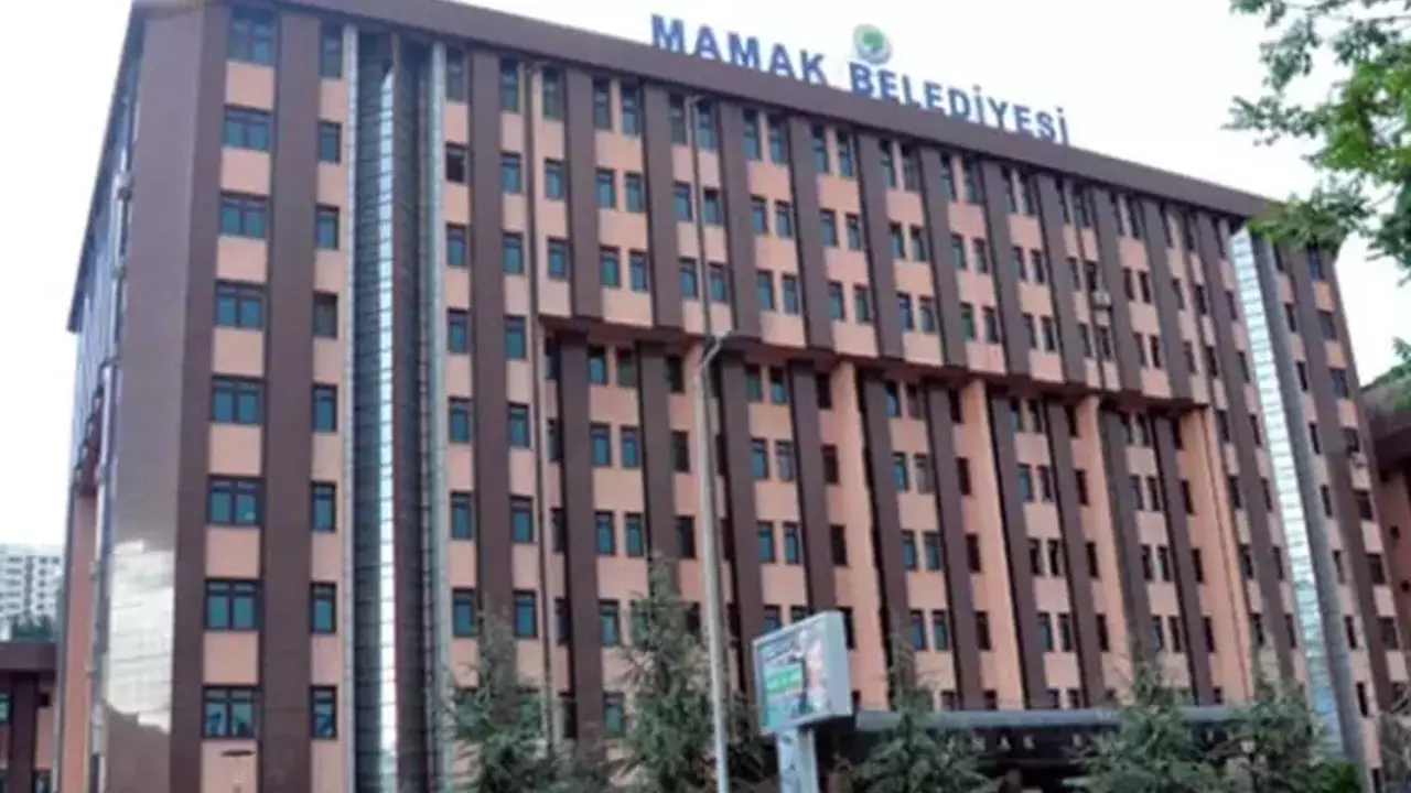 Mansur Yavaş'ı tehdit etmişti! AKP'li o belediye başkanı, belediyeyi borç batağına çevirmiş