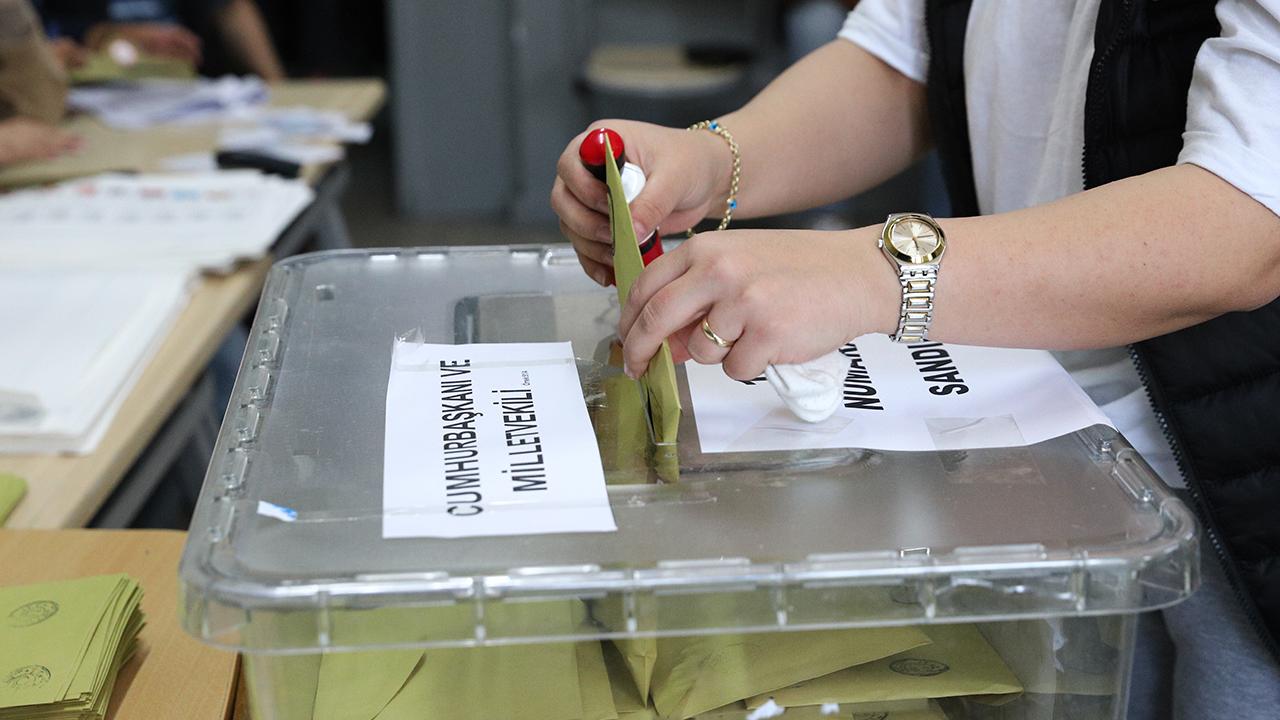 Yurt dışı temsilciliklerde oy verme işlemi yarın tamamlanacak