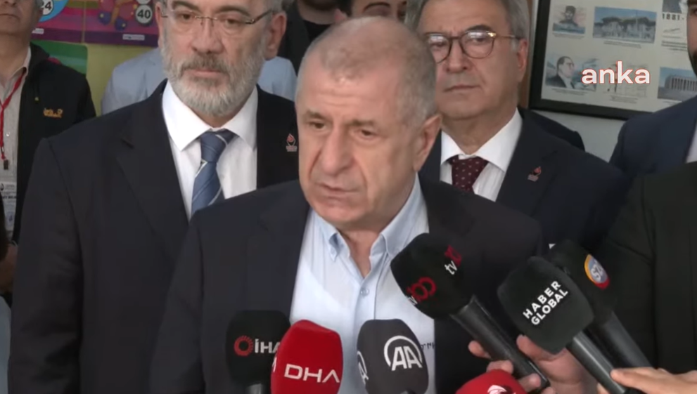 Ümit Özdağ, oyunu kullandı: "Dileriz Türk halkı bu anı doğru değerlendirir ve doğru tercihi yapar"