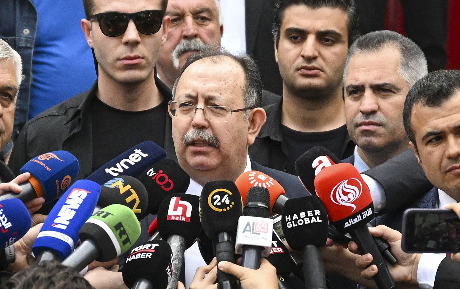 YSK Başkanı Ahmet Yener'den sandıkların kapanmasının ardından açıklama