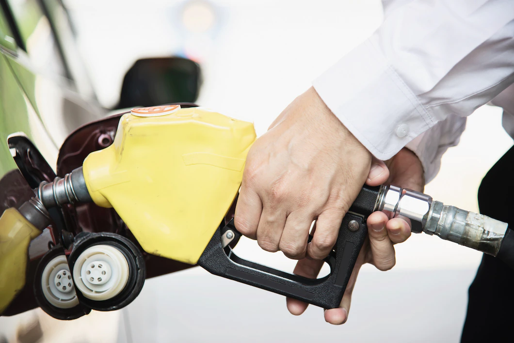 Seçim sonrası benzine ilk zam geliyor