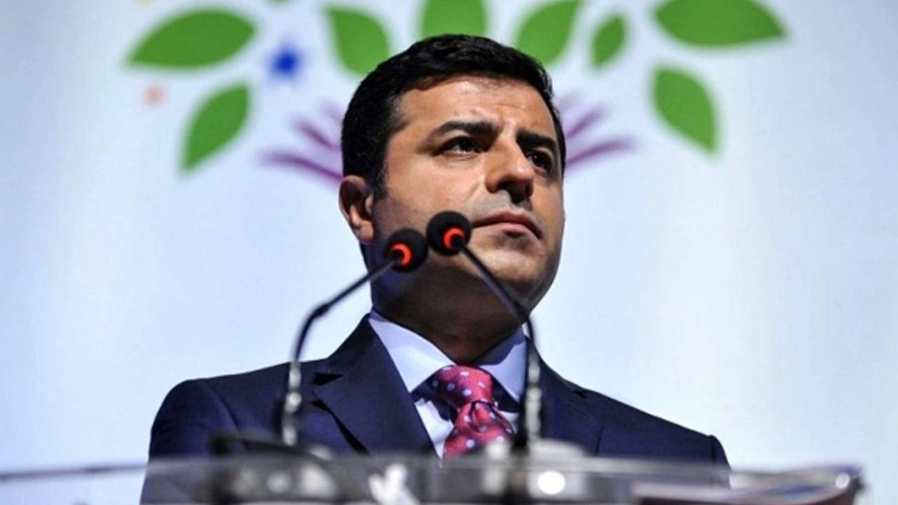 Selahattin Demirtaş'tan HDP'ye eleştiri: Beş yıldır bu gerçeği anlatmaya çalışıyorum