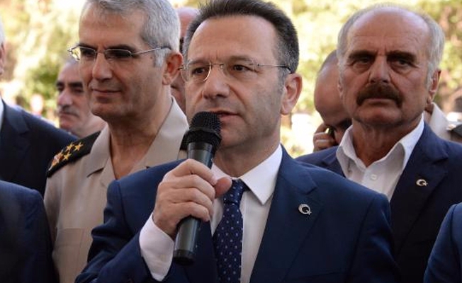 Hem bayramlaştı, hem vedalaştı!