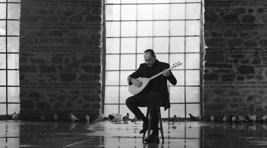 Cumhurbaşkanlığı Sözcüsü İbrahim Kalın klip çekti: 'Hiç Oldum' türküsünü seslendirdi