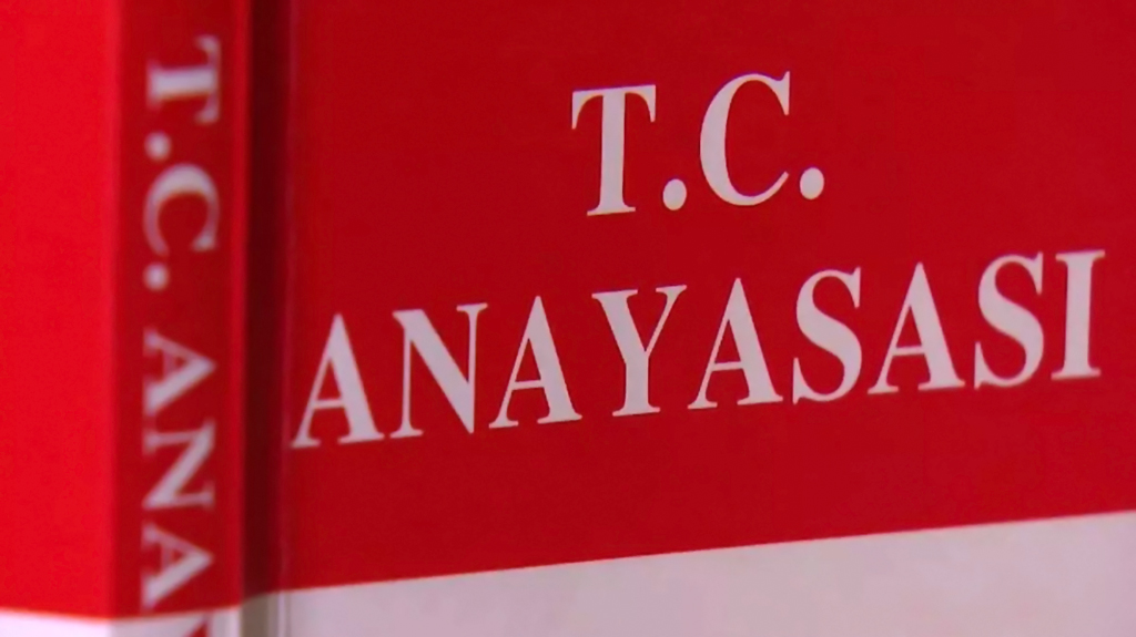 Yeni Adalet Bakanı Yılmaz Tunç'tan 'yeni anayasa' mesajı
