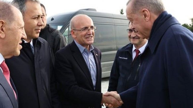 Erdoğan ekonomiyi teslim ettiği Mehmet Şimşek'i dolandırıcılıkla suçlamış