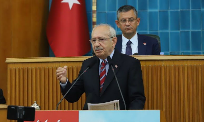 Özgür Özel, CHP Genel Başkanlığına aday olup olmadığını resmen açıkladı
