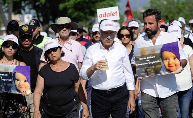 Türkiye'nin Gandi'si Yürüyor