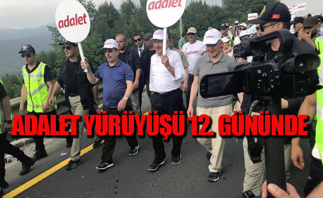 AKP kurucusu da 'Adalet Yürüyüşü'nde