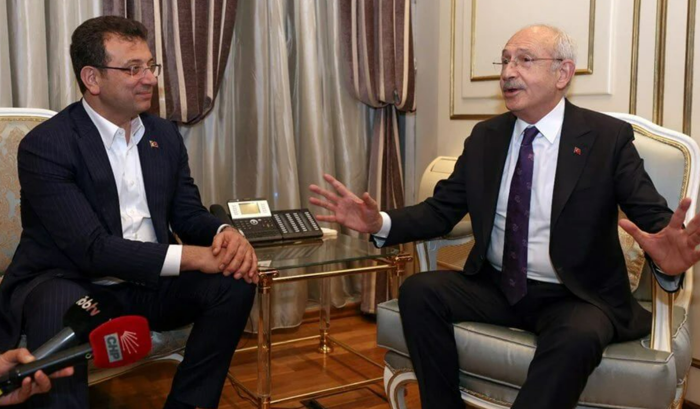 Ekrem İmamoğlu, başkanlarla bir arada