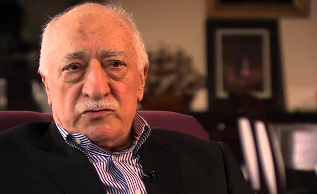 'Fethullah Gülen gay mi?' diye sormuşlar!