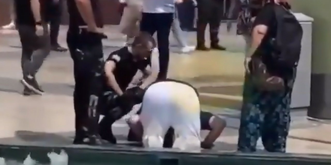 Polis gözaltına almasın diye namaza durdu