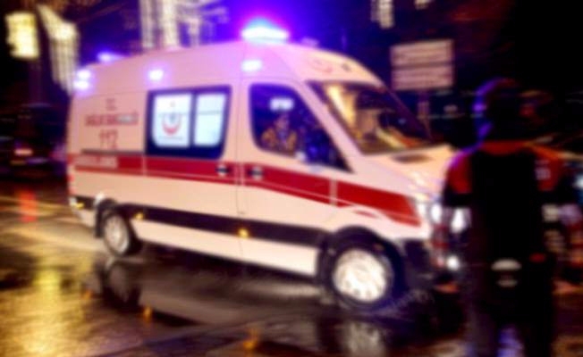 Askerileri taşıyan araç devrildi!