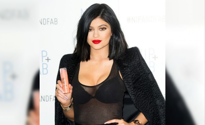 Kylie’nin rujları tehlike saçıyor