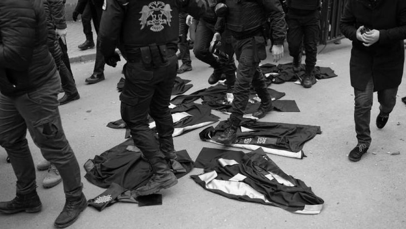 406 akademisyenden kaçı görevine iade edildi?