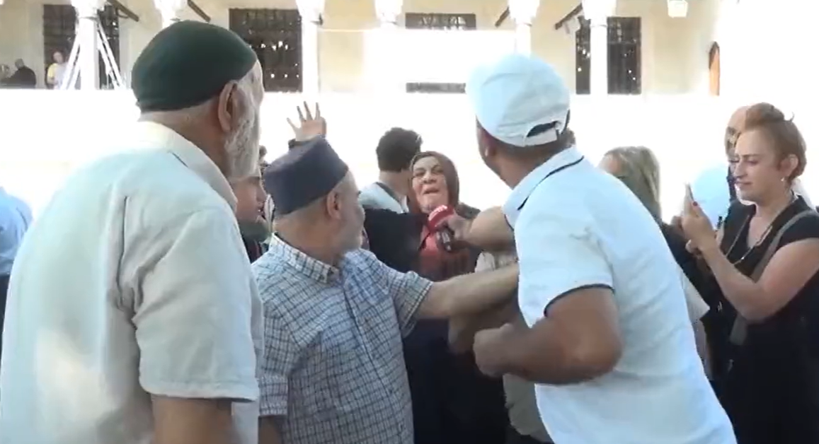 Şeyh uçmaz, mürit uçurur kıvamında sokak röportajı: "Peygamberimiz Tayyip Erdoğan, Muhammed’den sonra o geldi, ona tapıyoruz"
