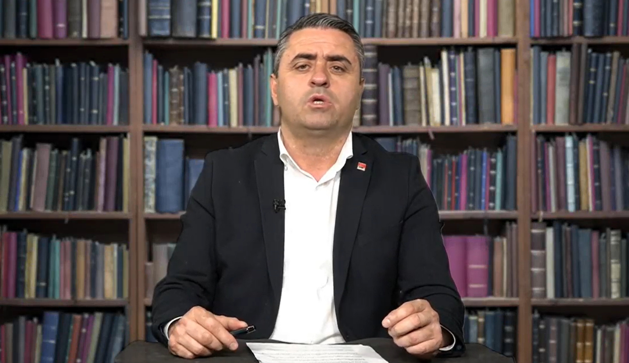 Ankara'da 'değişim' istifası! CHP'li Başkan Kılıçdaroğlu'na çağrı yaparak görevi bıraktı