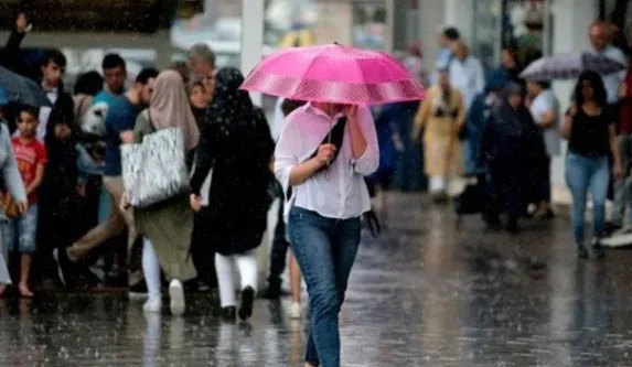 Meteoroloji'den 8 kent için sarı ve turuncu kodlu uyarı! İşte 23 Haziran hava durumu...