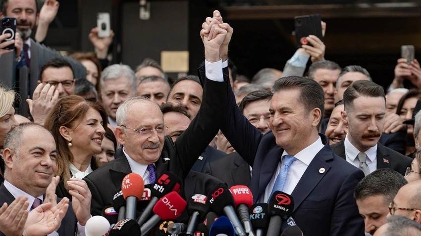 Mustafa Sarıgül duyurdu: Türkiye Değişim Partisi CHP'ye katıldı