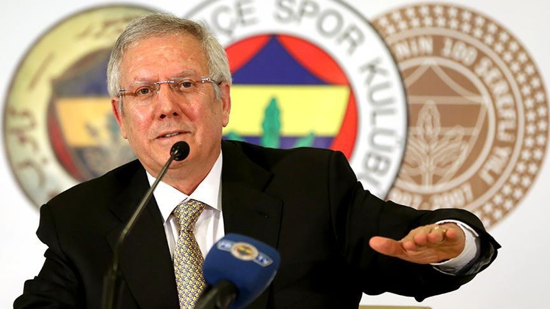 Aziz Yıldırım'dan Fenerbahçe için adaylık çıkışı: Ben adayım