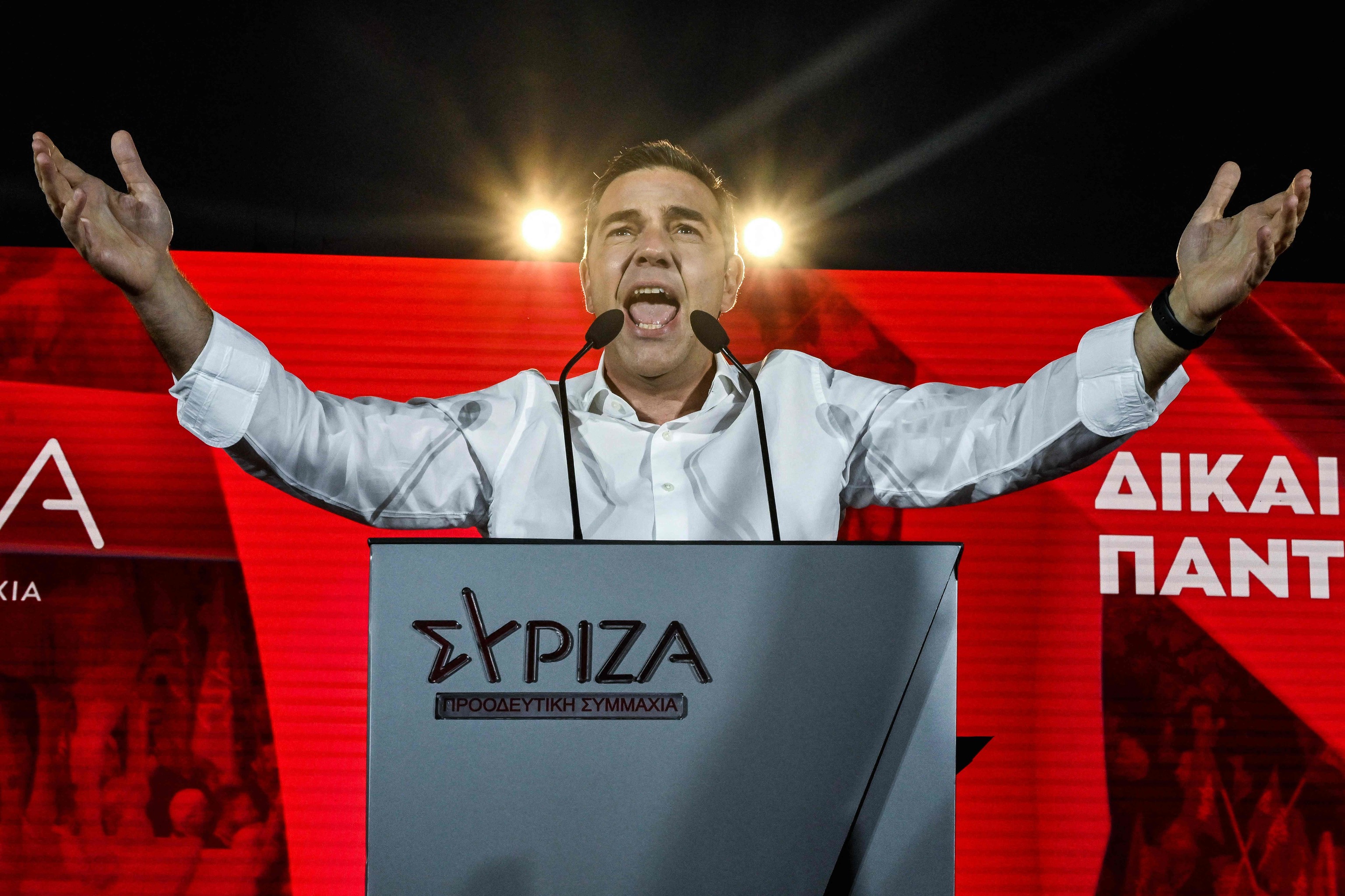 Yunanistan’da seçimleri kaybeden muhalif Syriza'nın lideri Çipras istifa etti: "Yeni bir döngü başlatmanın zamanı geldi"