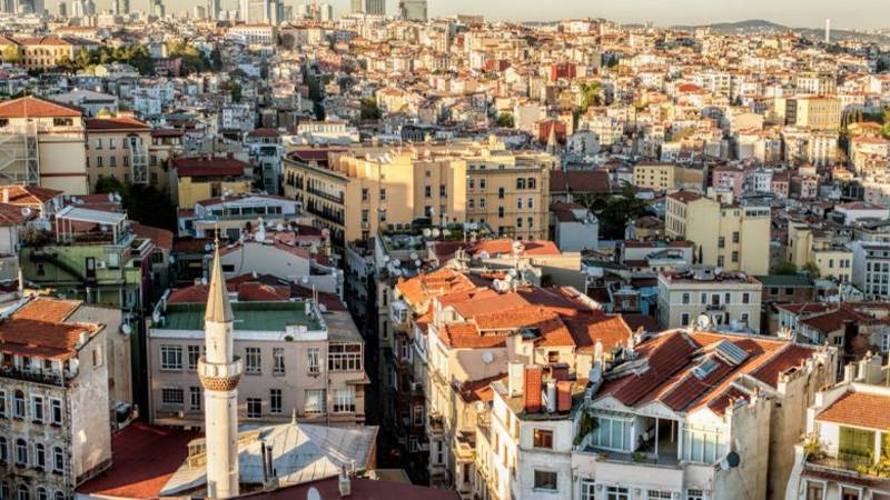 Türkiye'de gençlerin yarısı “aşırı kalabalık evlerde” yaşıyor
