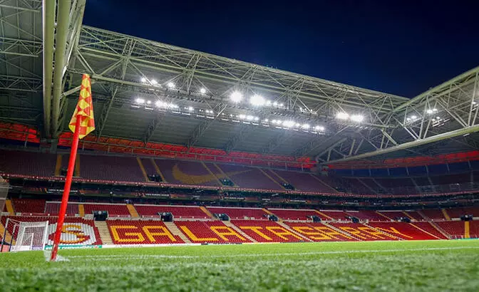 Galatasaray'dan hükümeti öfkelendirecek sponsorluk kararı! Enflasyonda TÜİK'e güvenemediler