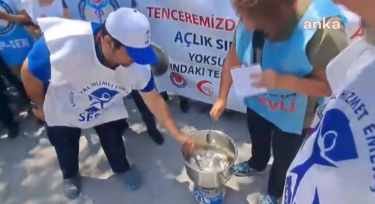Sağlıkçılar TÜİK'in açıkladığı enflasyonu tencerede taş kaynatarak protesto etti