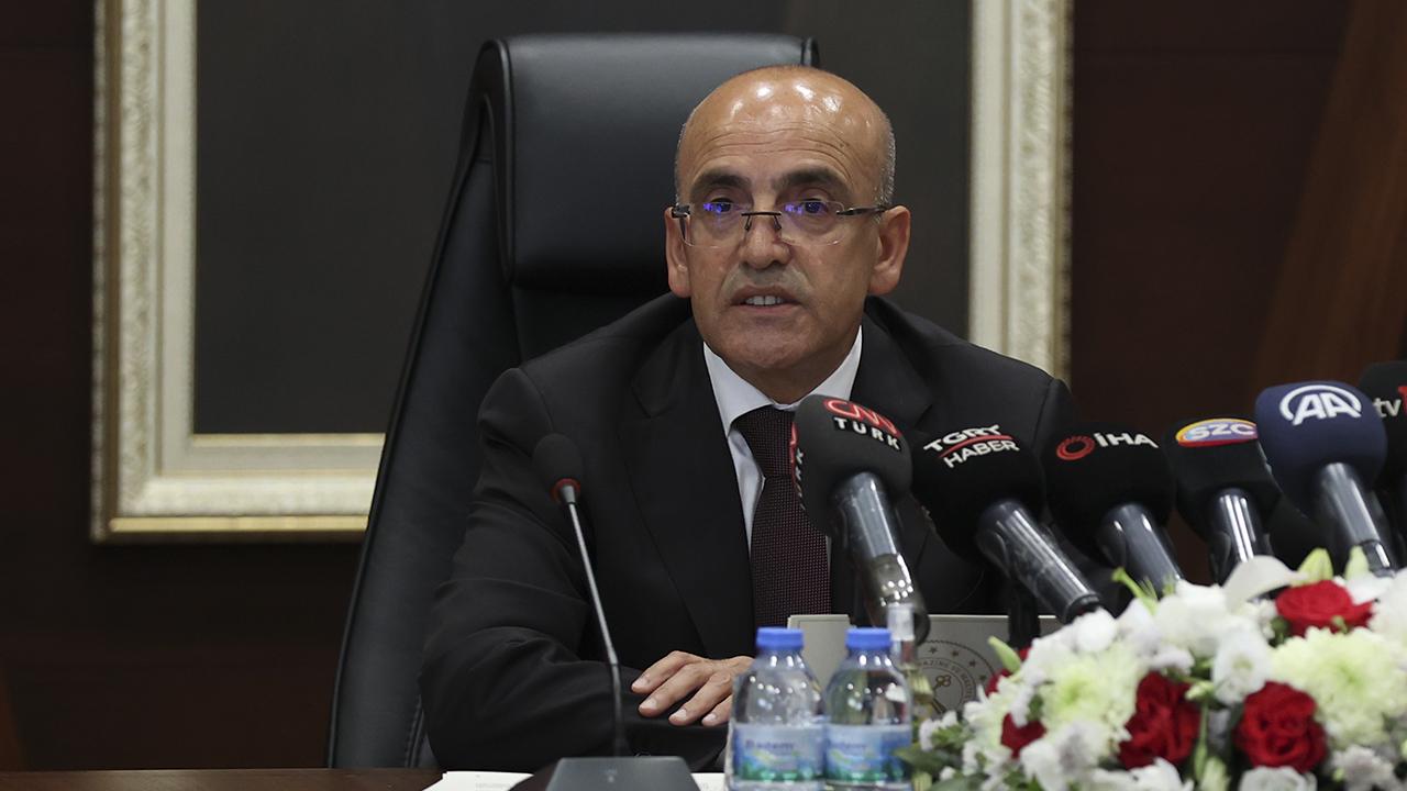 Bakan Şimşek ekonomi programının üç temel bileşenini açıkladı