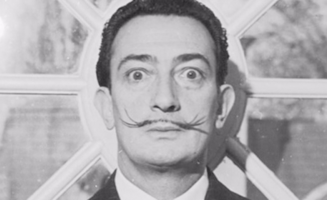 Salvador Dali'nin mezarı açılıyor!