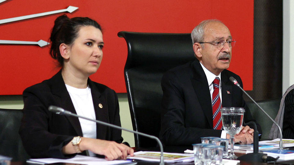 CHP'de 'yeni danışman' tepkisi: Partimizdeki kadrolar hak ettiklerini henüz alamadılar