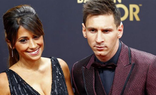 Messi çocukluk aşkıyla evleniyor!