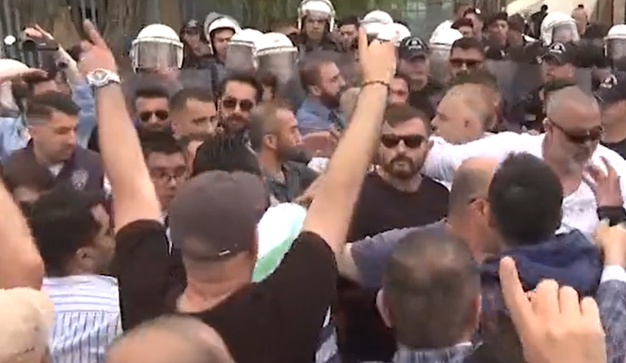 İBB'nin Artİstanbul Feshane'de açtığı sergiye saldıran grup kim? Ülkeyi karıştırmak mı istiyorlar?
