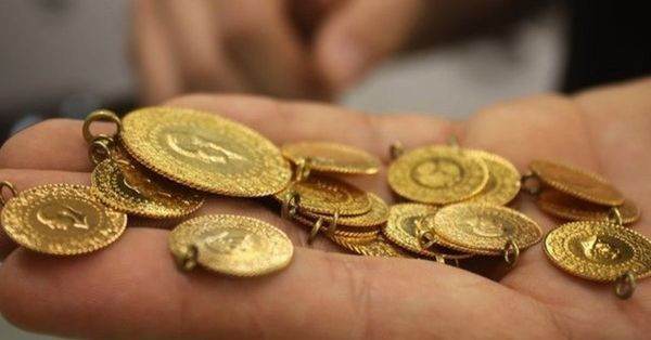 Gram altında yeni rekor! Gram altın ne kadar? Çeyrek altın kaç liradan satılıyor?