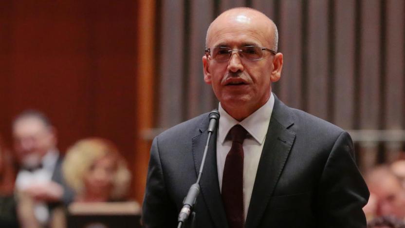 Mehmet Şimşek'ten dikkat çeken rezerv açıklaması