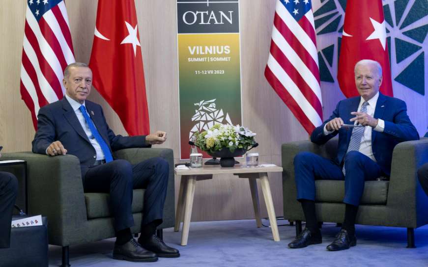 Erdoğan ve Joe Biden NATO Zirvesi'nde bir araya geldi! 80 yaşındaki Biden'ın temennisi dikkat çekti