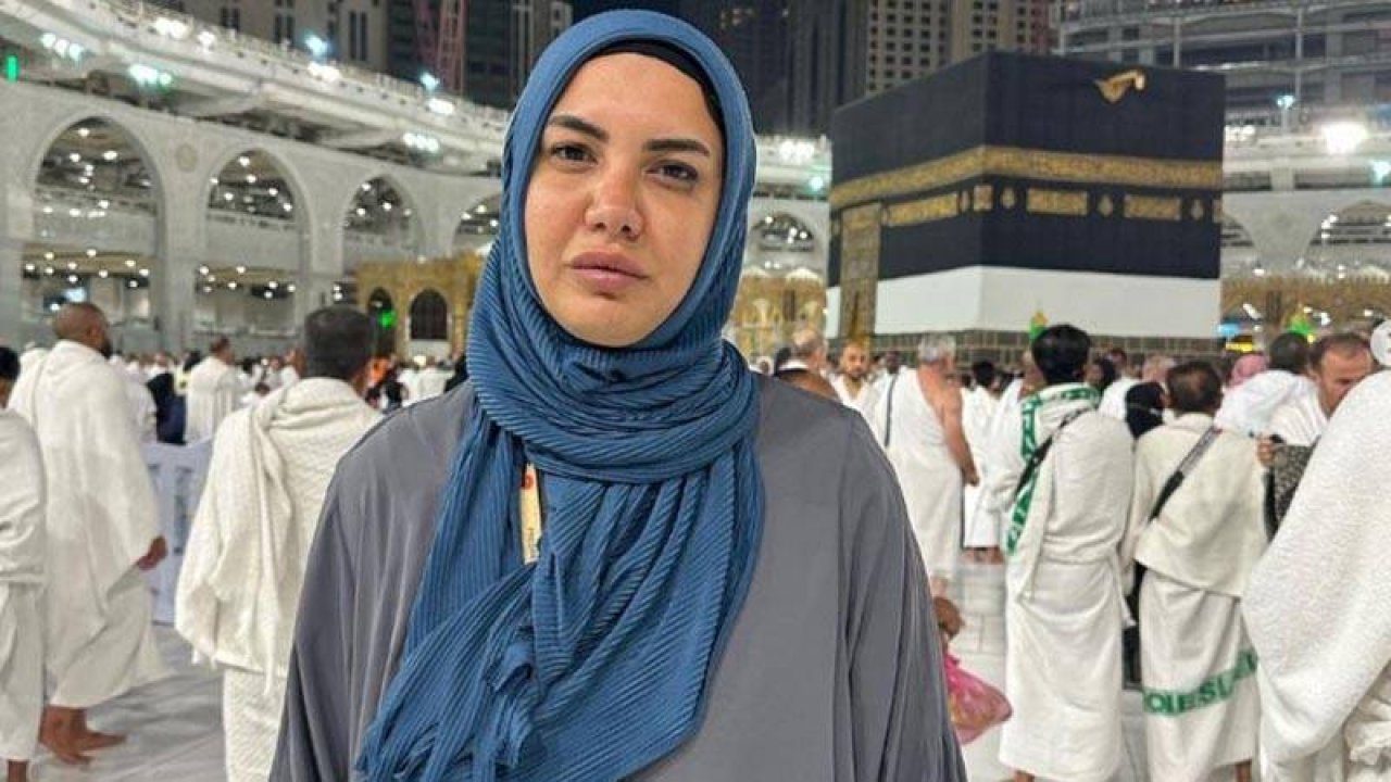 Umre'den paylaştığı fotoğrafla tepki çeken Fulya Öztürk sessizliğini bozdu