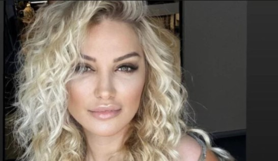 Songül Karlı, oldu sana mini şortlu 'Hadise' Karlı