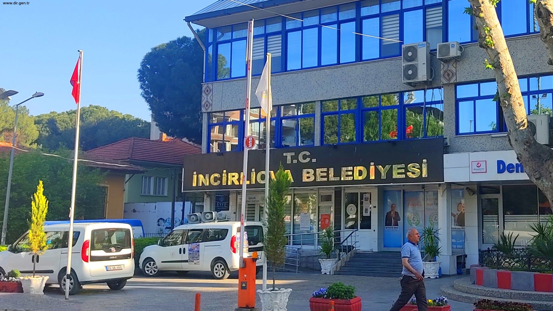 O Belediye Başkanı partisinden istifa etti! Açtı ağzını yumdu gözünü