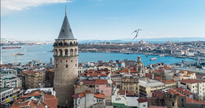 Büyük İstanbul Depremi için tarih verdi! Türkiye'deki en riskli yerleri tek tek açıkladı
