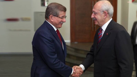 Ahmet Davutoğlu: "Kılıçdaroğlu aradı. 'Kusura bakmayın. Tekrar baktım, protokol varmış' dedi"