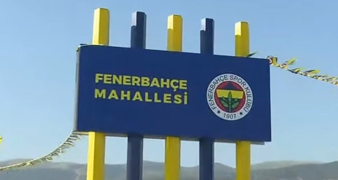 Fenerbahçe depremzedeleri hiç yalnız bırakmadı! Artık 'Fenerbahçe Mahallesi' var