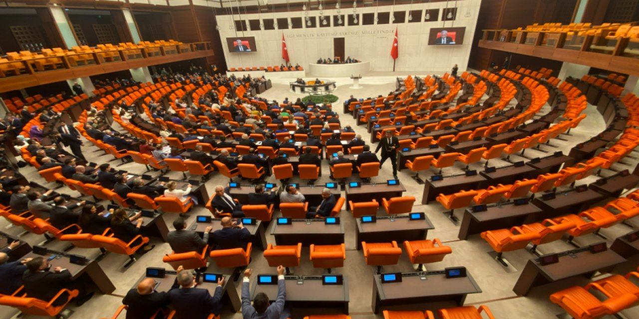 Meclis, Akbelen için olağanüstü toplandı! AKP ve MHP'liler yeter sayısından sonra salona girdi