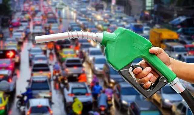 Benzine 2 motorine 4 TL zam iddiası! EIA'dan yeni tahmin geldi: Petrol fiyatları bu yıl...
