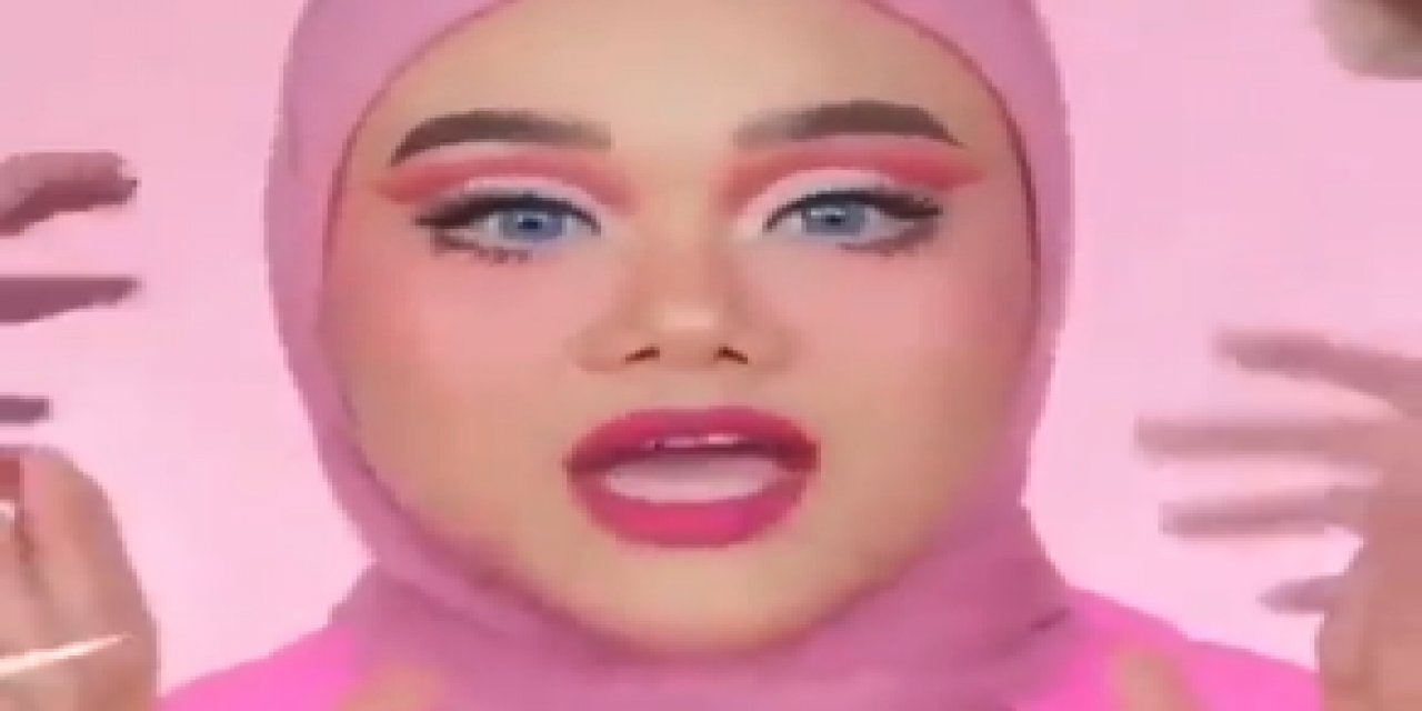 Muhafazakar Barbie'yle tanışın: "Esselamunaleyküm Barbie"