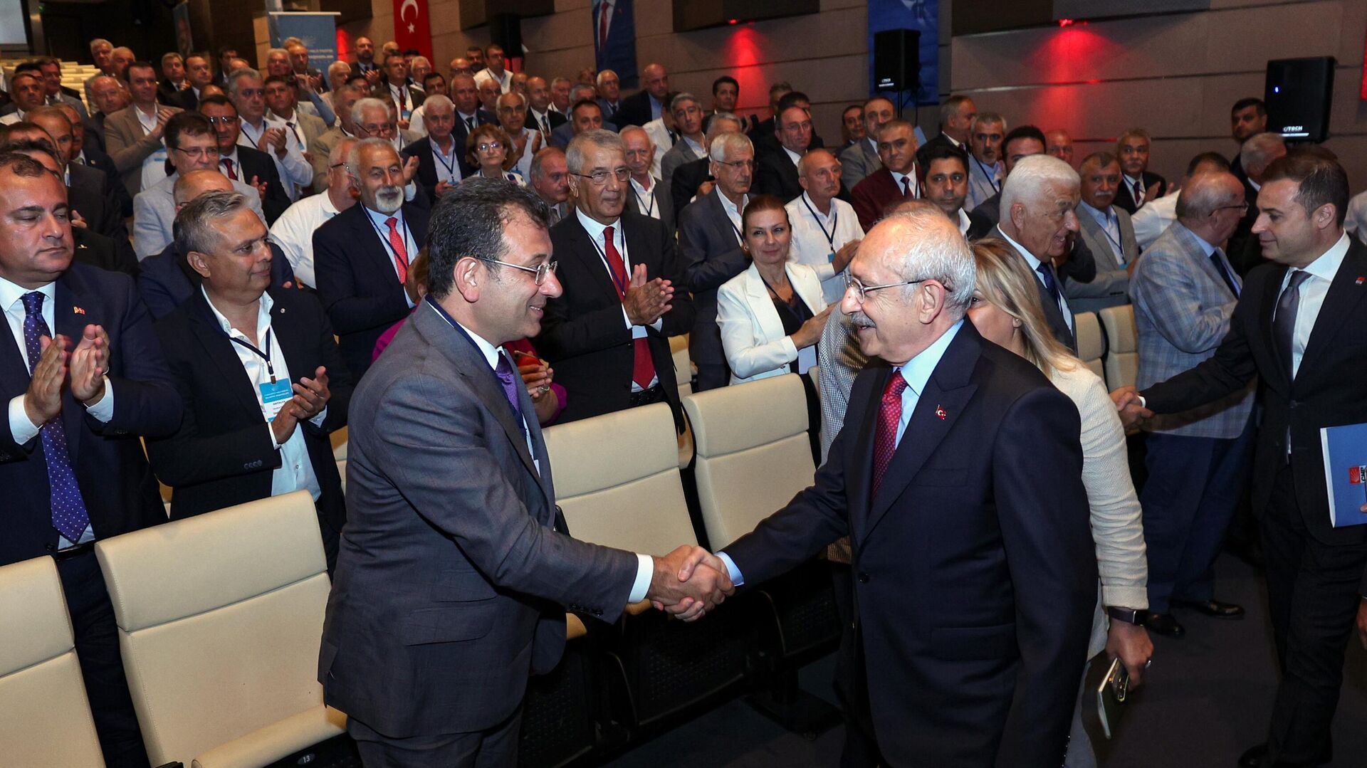Selvi: Kılıçdaroğlu, İmamoğlu’nun açıklamasını herkes gibi TV’den öğrendi