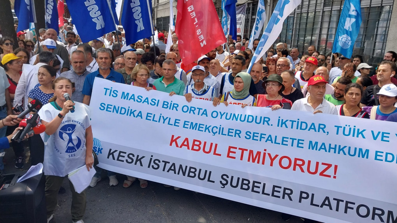 Kamu emekçisi İstanbul'da iş bıraktı: Teklif bizim için yok hükmünde